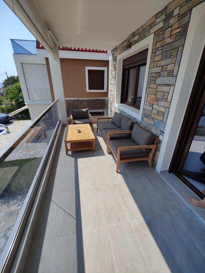 Villa Cassiopeia Нікіті Екстер'єр фото