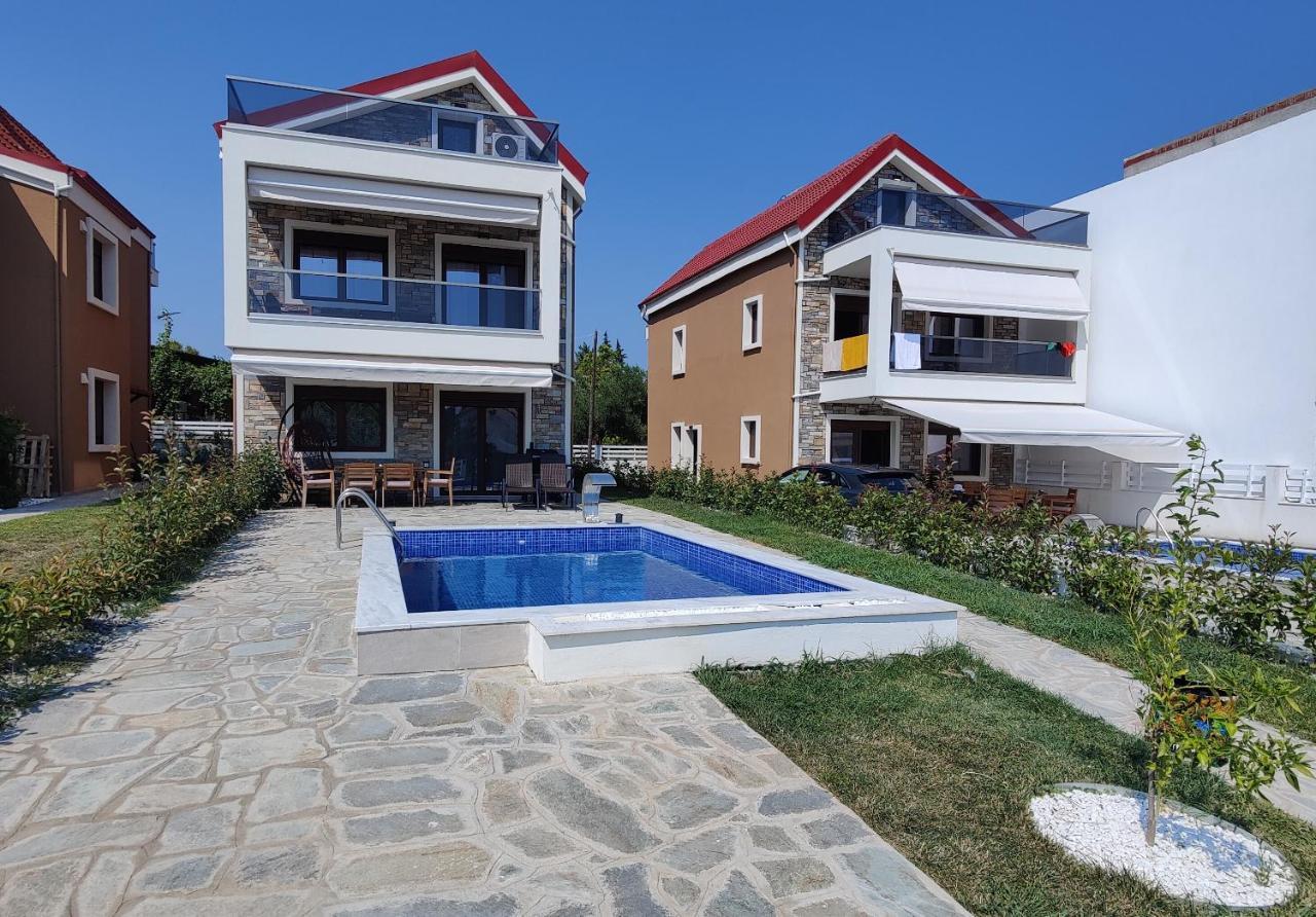Villa Cassiopeia Нікіті Екстер'єр фото